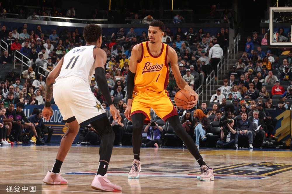 赛中提前出 赛中提前出